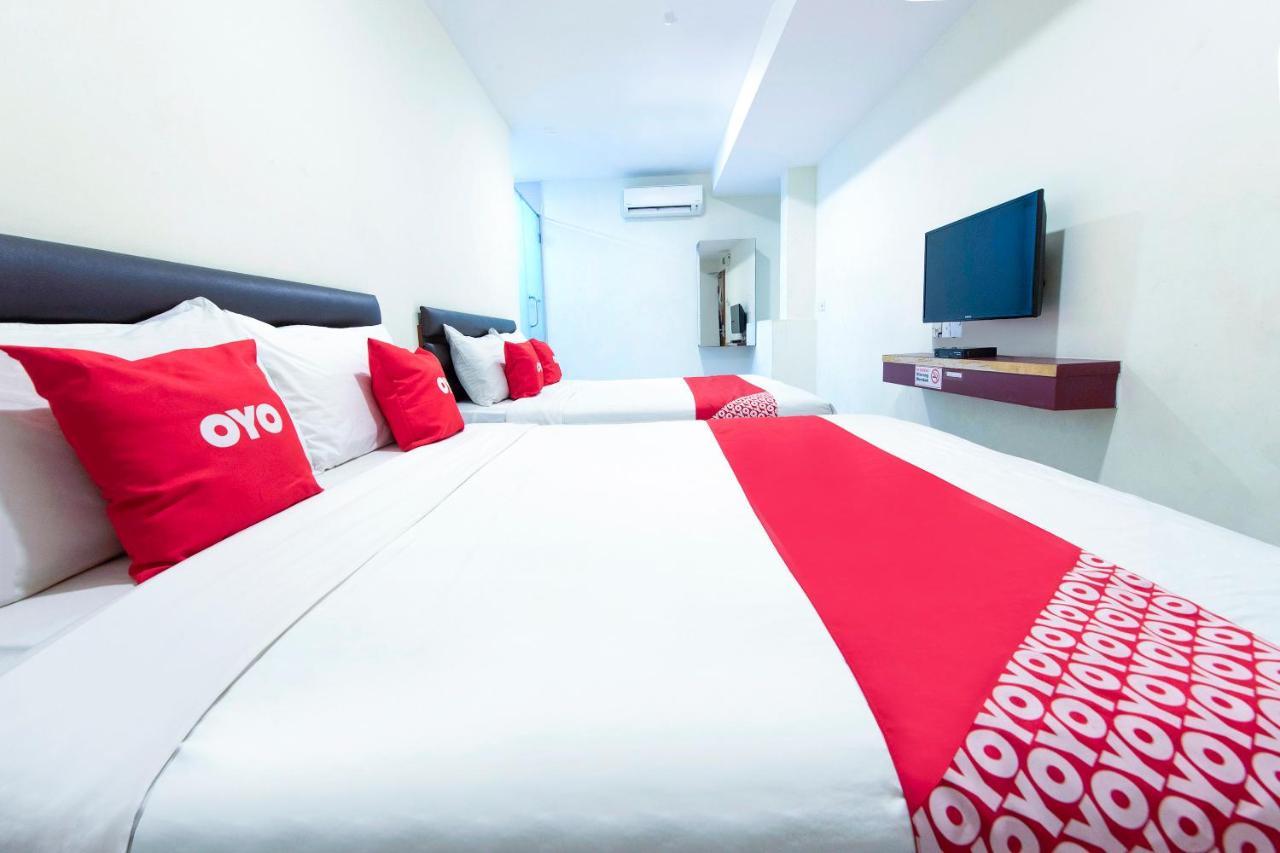 Super Oyo 90385 H3 Hotel Yong Peng Bagian luar foto